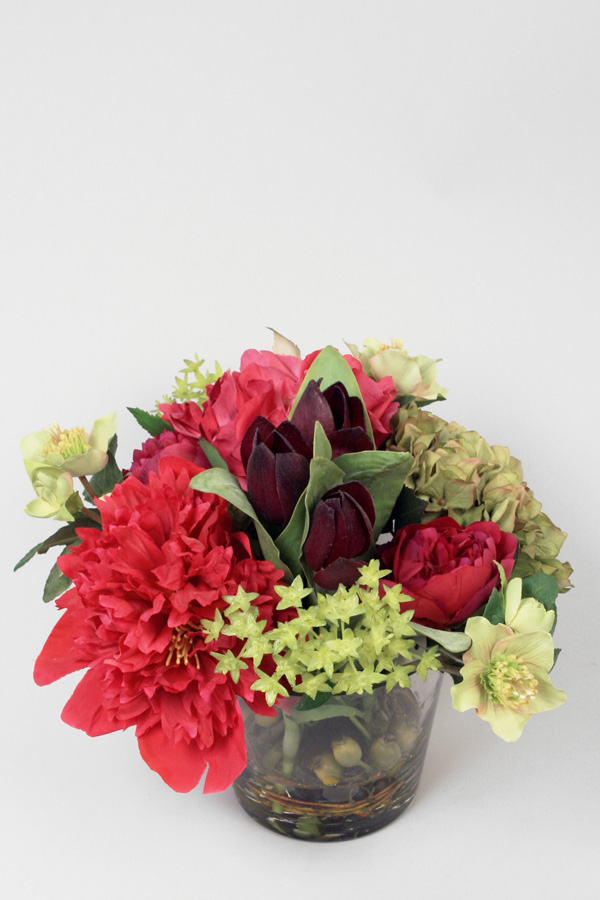 mixed flower arrangement 